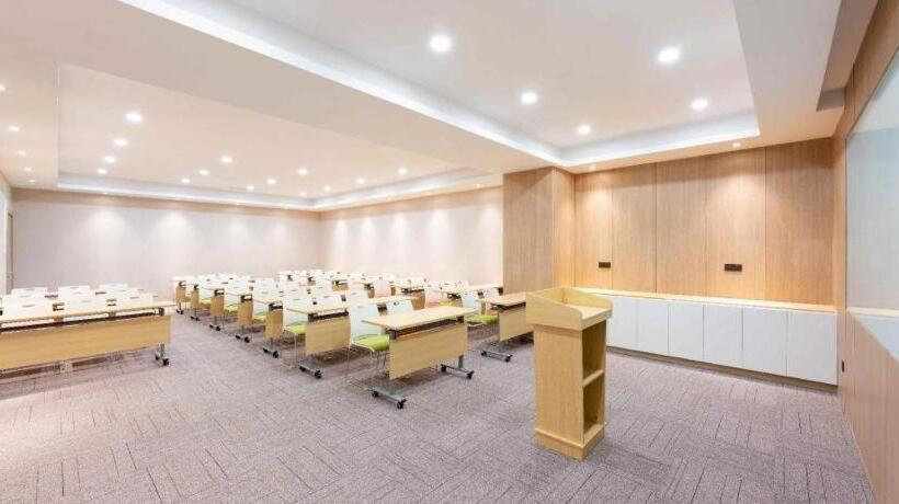 Hanting Premium Hotel Dalian Gaoxin Wanda Plaza