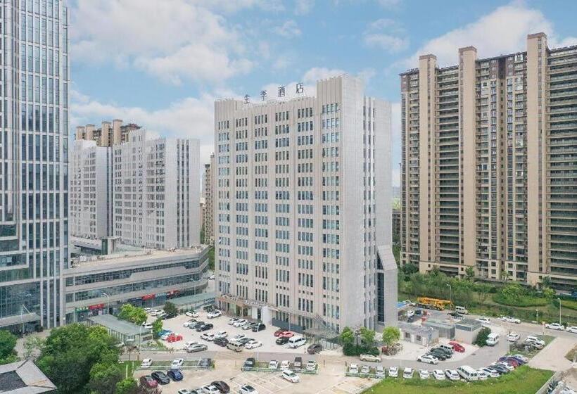 Ji Hotel Nantong East Bus Station