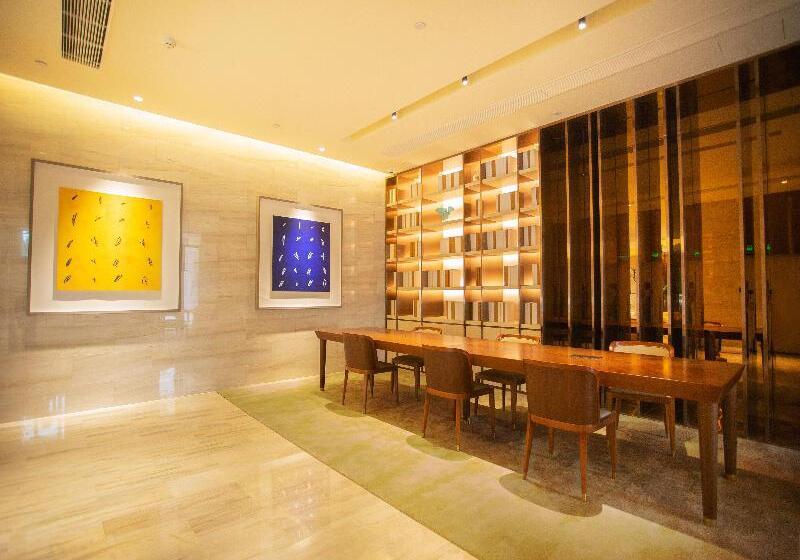 Ji Hotel Turpan Guotai Minsheng Plaza