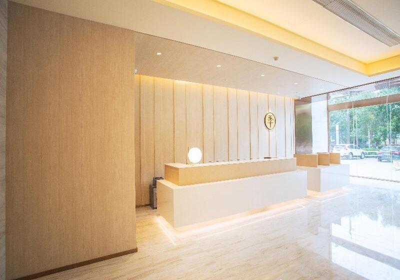 Ji Hotel Turpan Guotai Minsheng Plaza