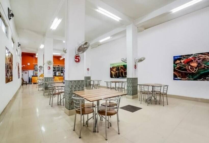 مبيت وإفطار Executive Inn