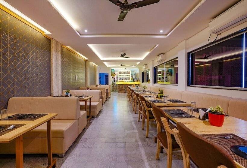 Fabhotel Farmaish Garden