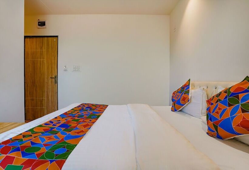 Fabhotel Farmaish Garden