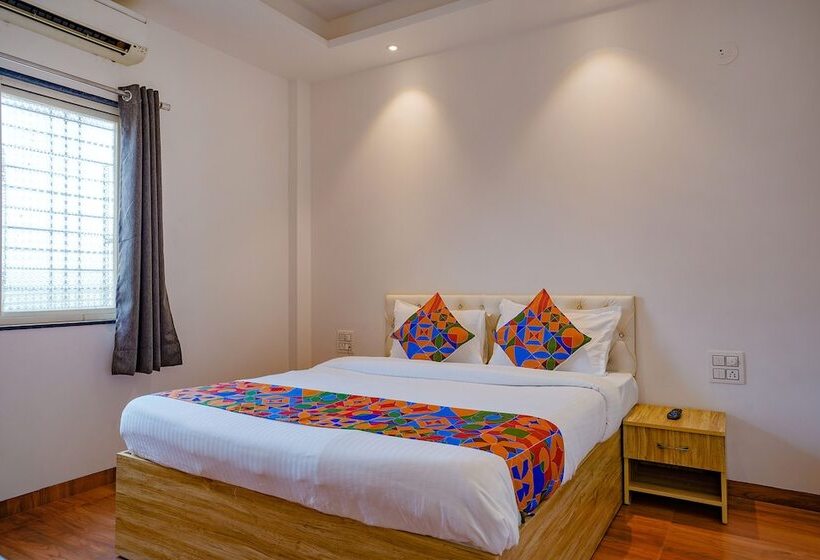 Fabhotel Farmaish Garden