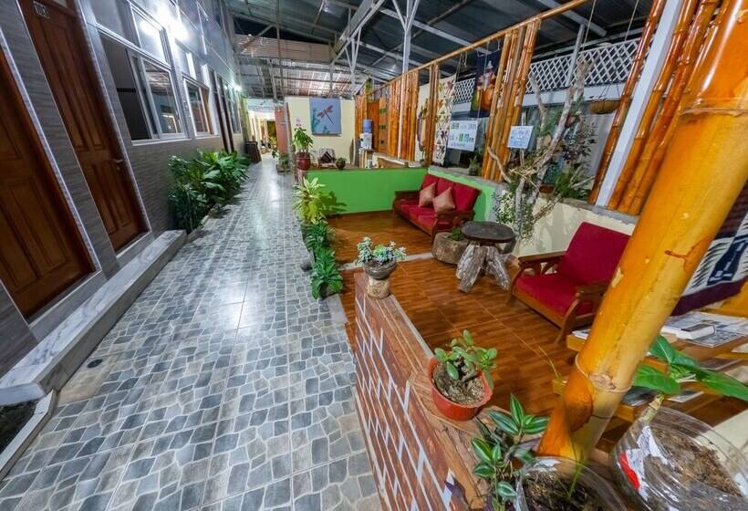 مسافرخانه Libelula