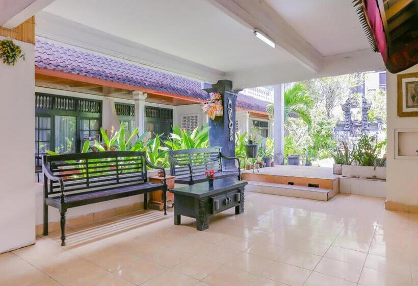 호텔 Ari Beach Inn By Oyo