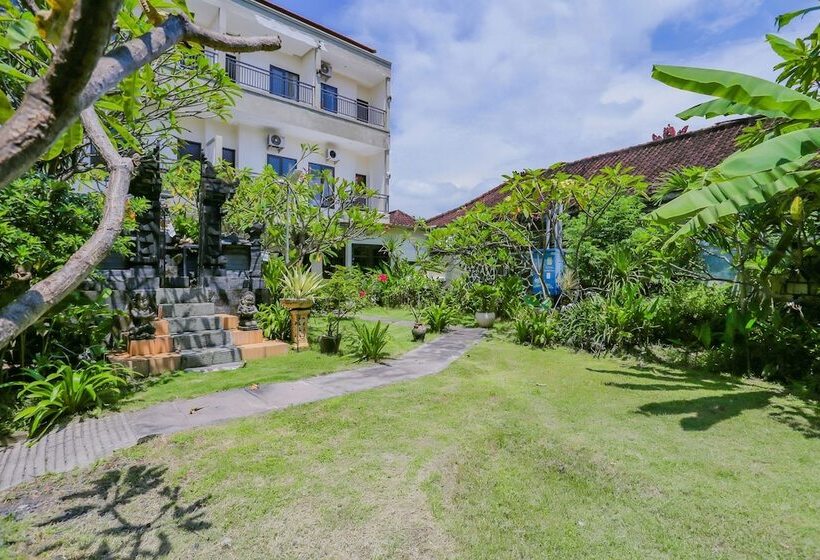 호텔 Ari Beach Inn By Oyo