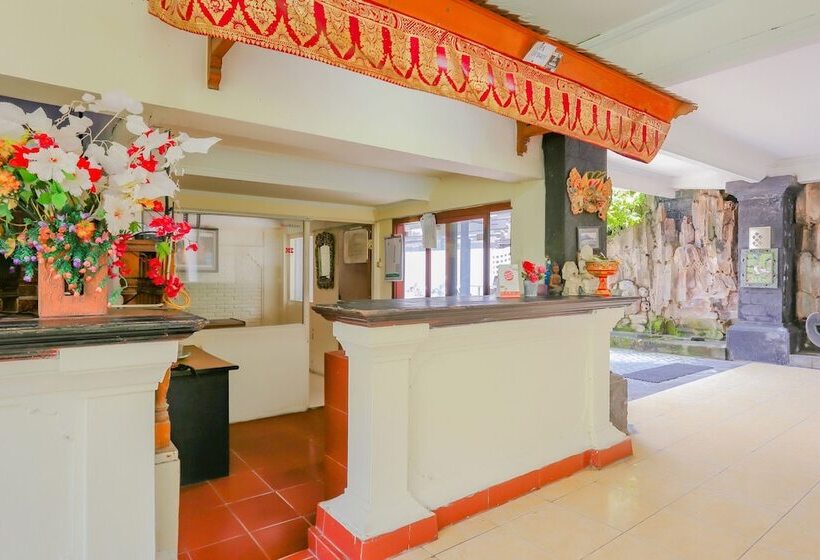 호텔 Ari Beach Inn By Oyo