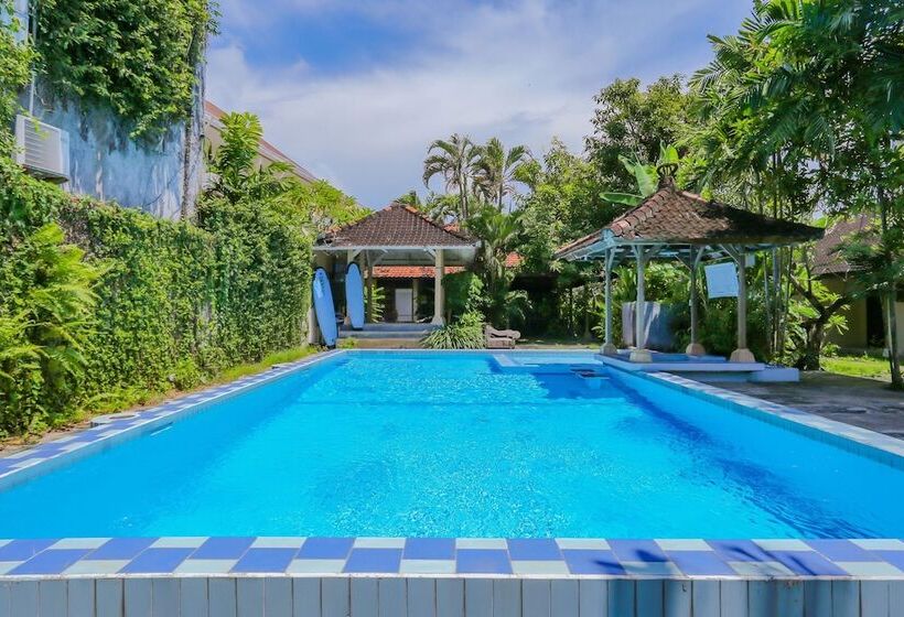 호텔 Ari Beach Inn By Oyo