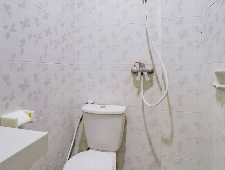 호텔 Ari Beach Inn By Oyo