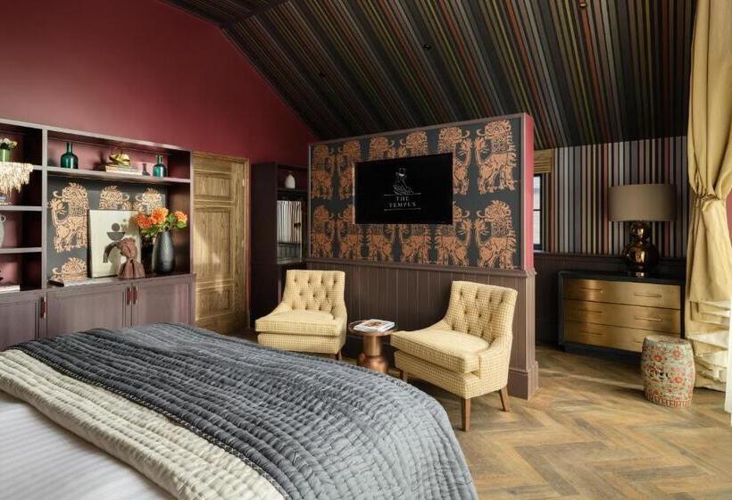 Отель Charlton Hall At Charlton Hall Estate