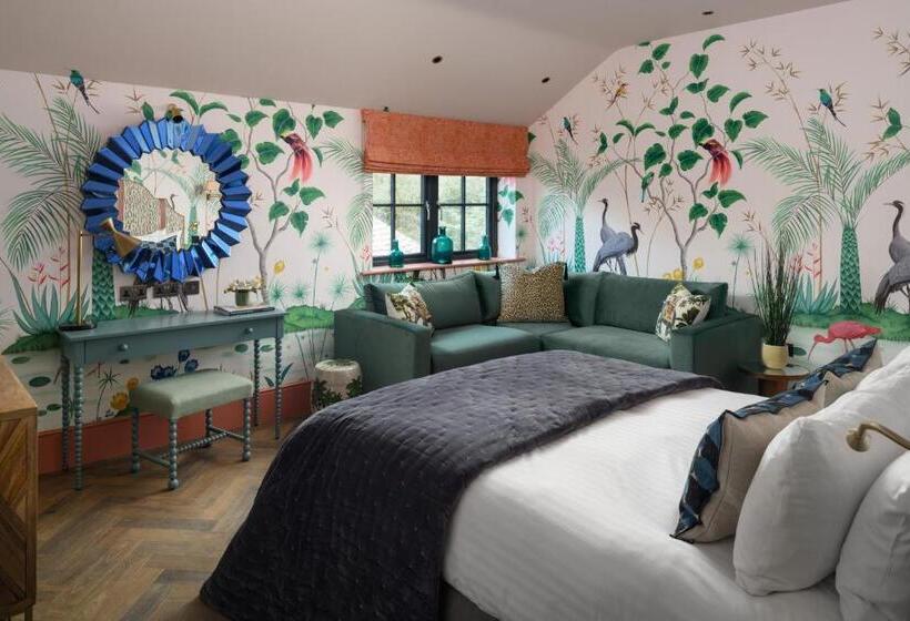 Отель Charlton Hall At Charlton Hall Estate