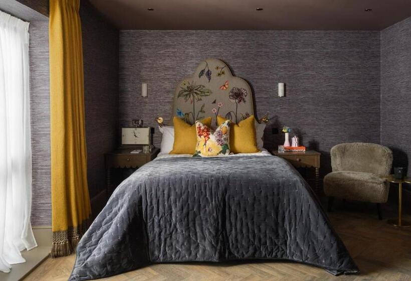 Отель Charlton Hall At Charlton Hall Estate