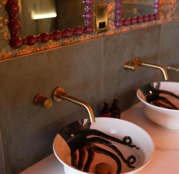 Отель Charlton Hall At Charlton Hall Estate