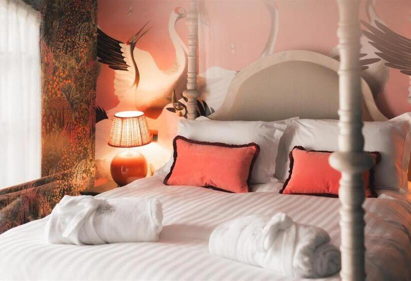 Отель Charlton Hall At Charlton Hall Estate