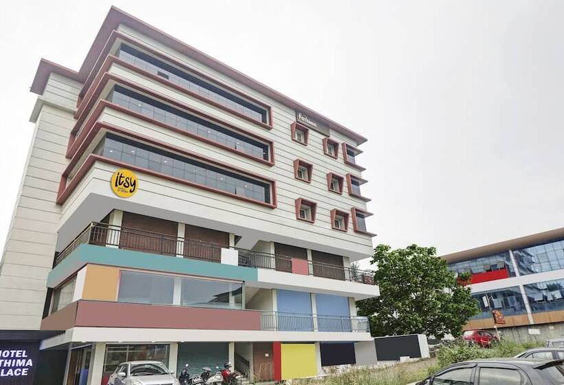 Hotel Itsy By Treebo   Fathima Palace