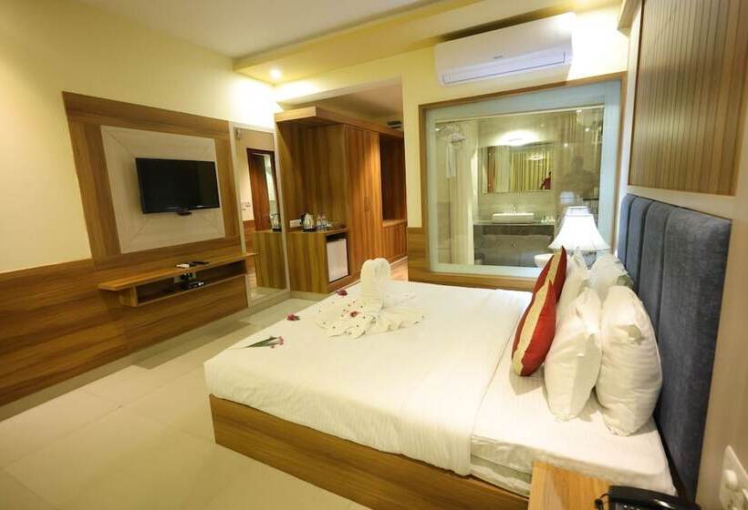 فندق Kaushal International