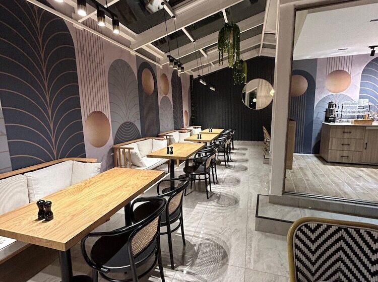 هتل Mona Bosphorus