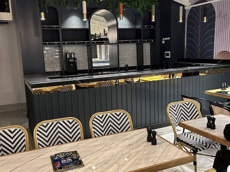 هتل Mona Bosphorus