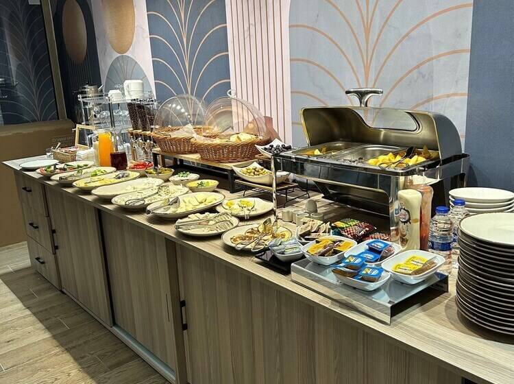 هتل Mona Bosphorus