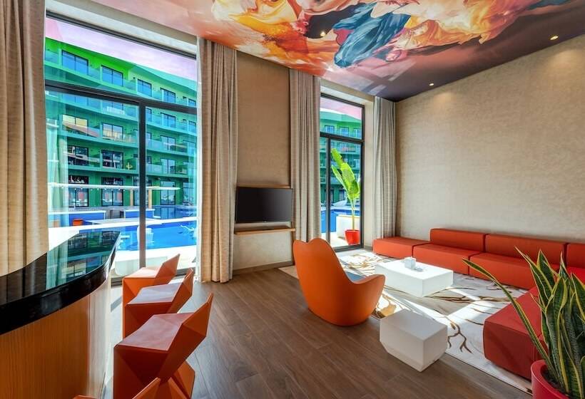 Voco Monaco Dubai, an IHG Hotel - Adults Only