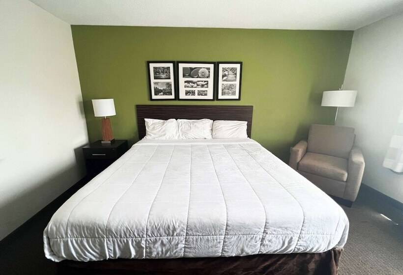 فندق Ramada By Wyndham Jackson Ms