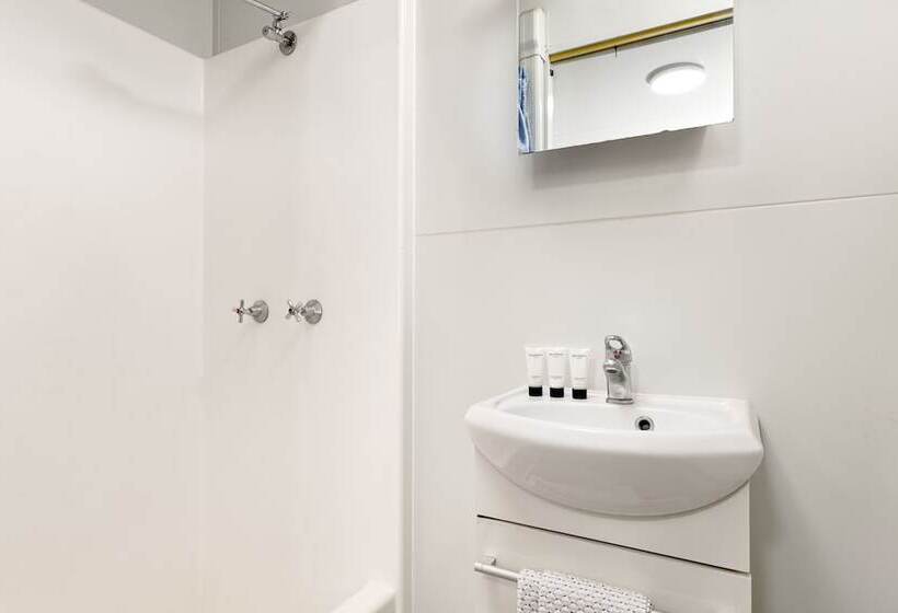 هتل Red Sands Accommodation Newman