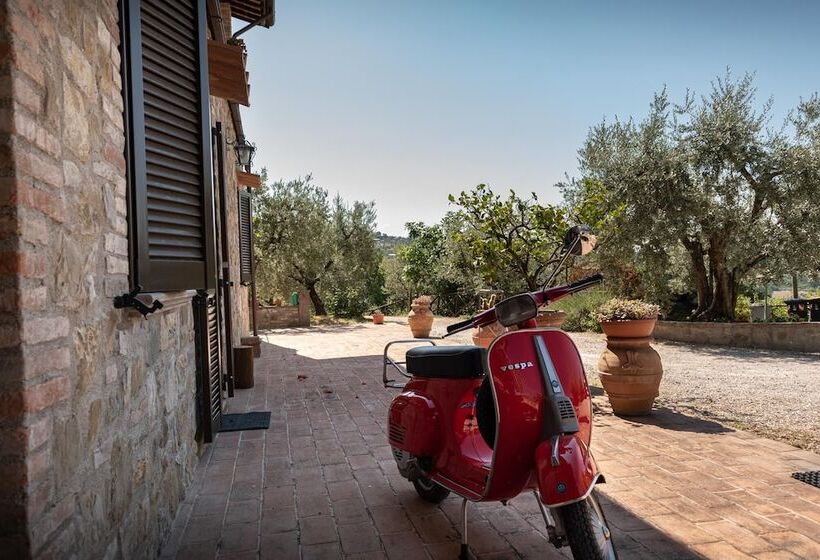 هتل روستایی Agriturismo La Rocca