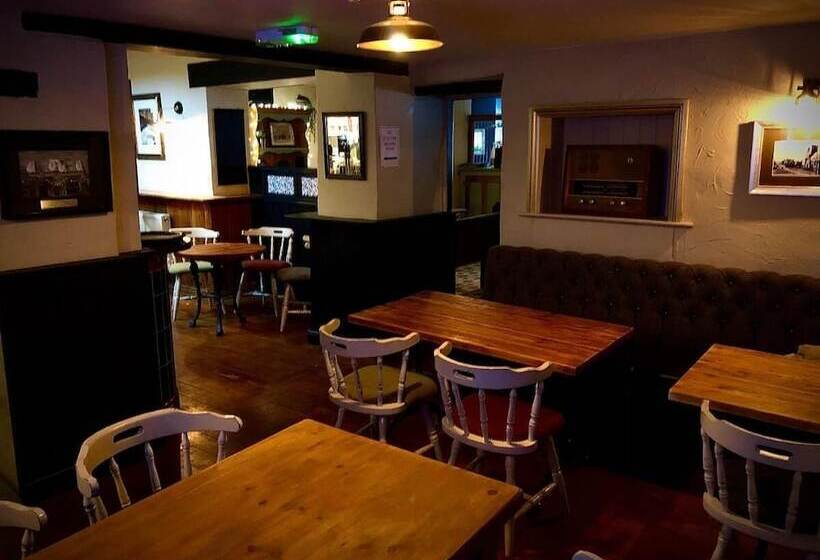 בית מלון כפרי The Black Swan