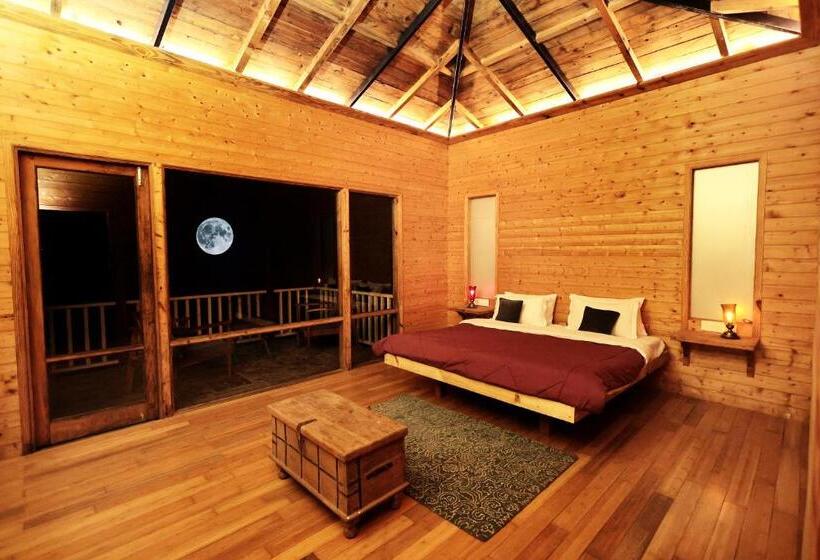 Resort Pangarh Lake Retreat