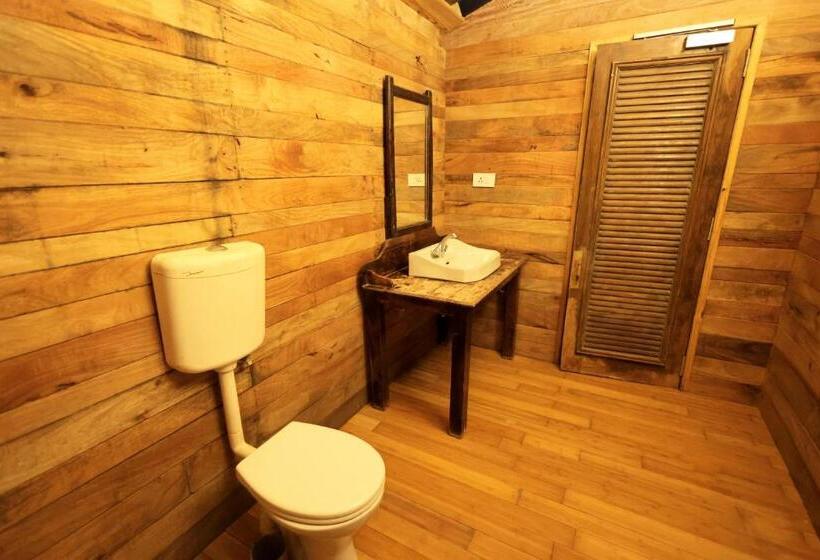 Resort Pangarh Lake Retreat