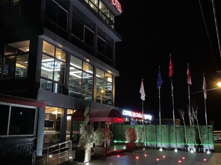 هاستل Mardiva Otel