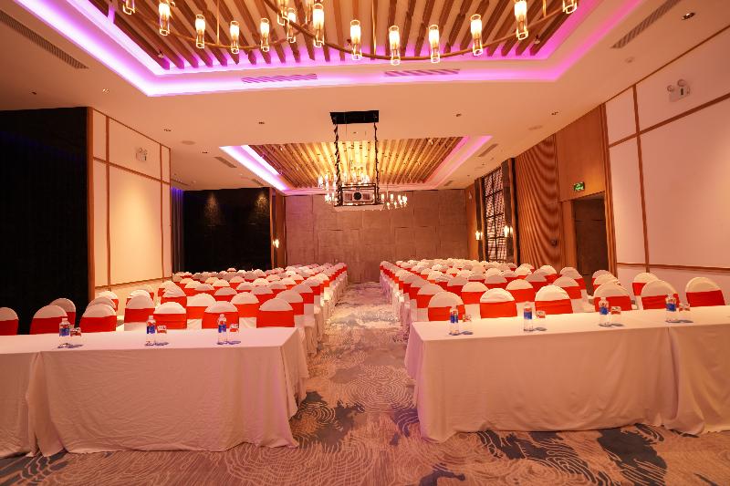 Grand Hyams Hotel Quy Nhon Beach