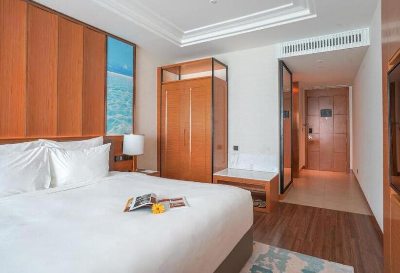 Grand Hyams Hotel Quy Nhon Beach