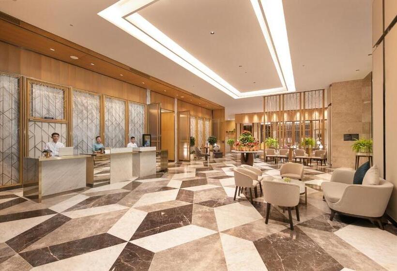 Grand Hyams Hotel Quy Nhon Beach