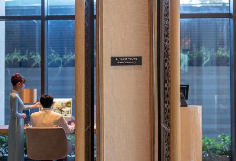 Grand Hyams Hotel Quy Nhon Beach