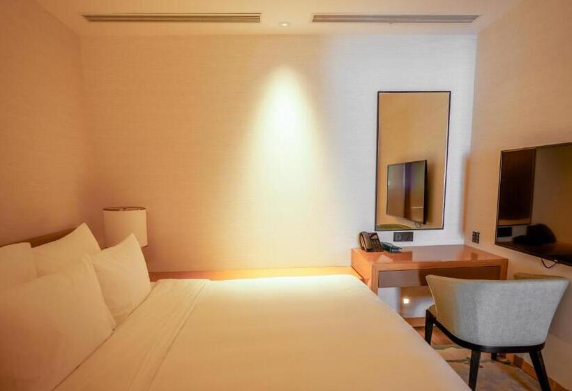 Grand Hyams Hotel Quy Nhon Beach