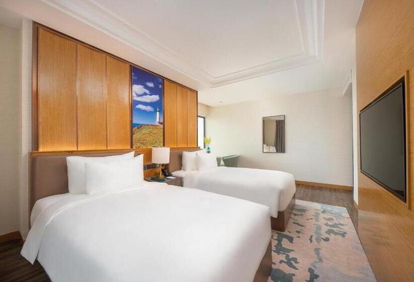 Grand Hyams Hotel Quy Nhon Beach