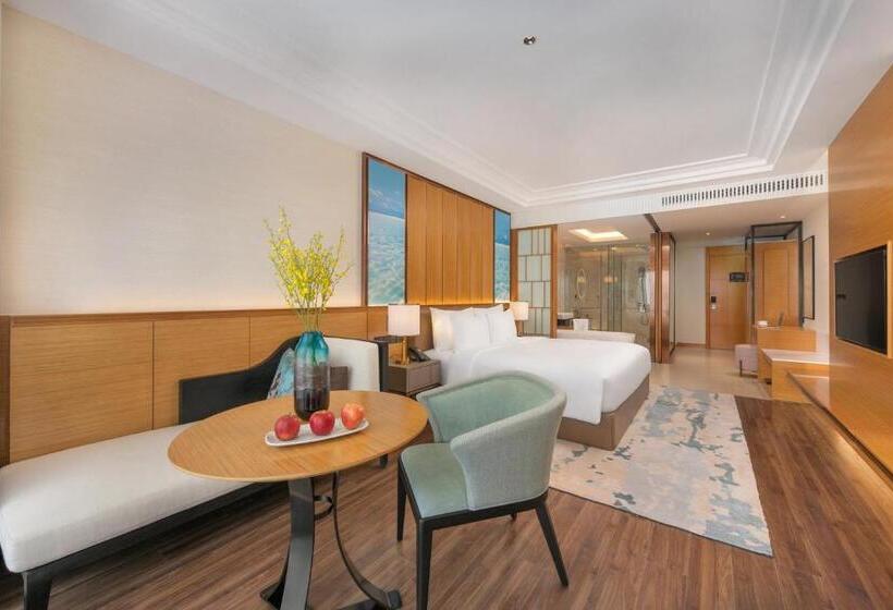 Grand Hyams Hotel Quy Nhon Beach