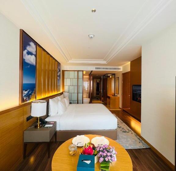 Grand Hyams Hotel Quy Nhon Beach