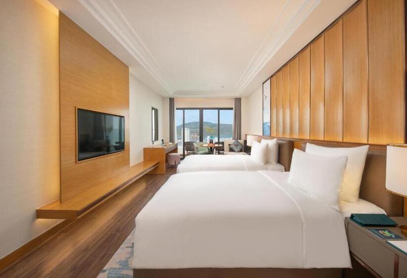 Grand Hyams Hotel Quy Nhon Beach