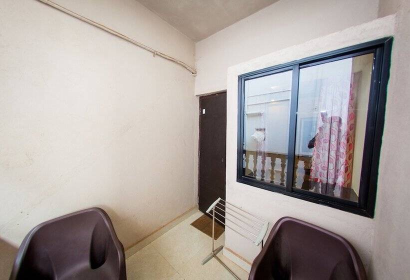 فندق Madhu's Inn