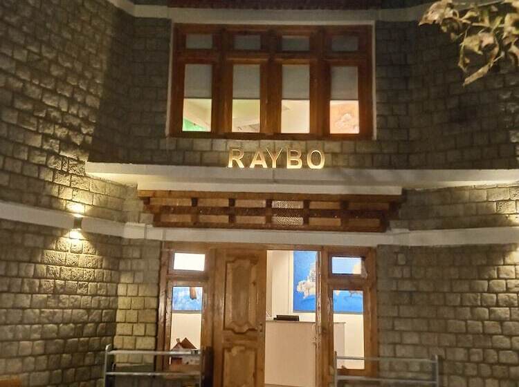 Raybo Hostel
