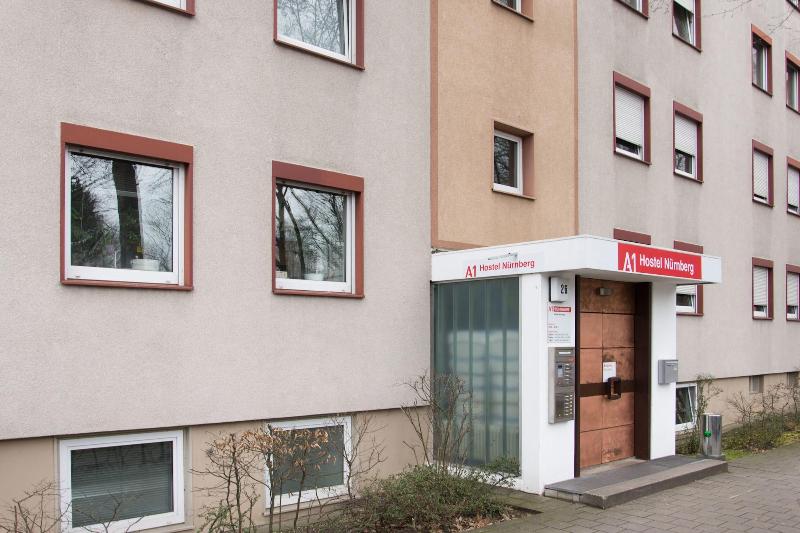 1, 2, Sleep Hostel Nürnberg Messe