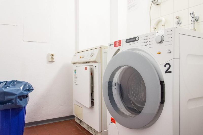 1, 2, Sleep Hostel Nürnberg Messe