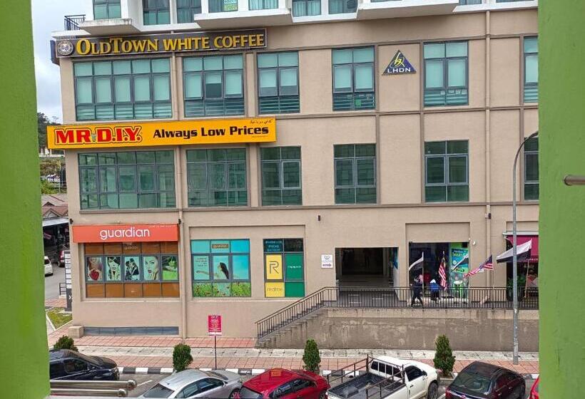 فندق صغير Ch Travellers Inn