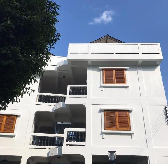 فندق صغير Chiangmai Inn Guesthouse