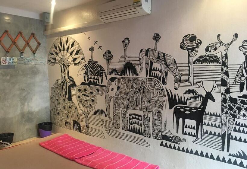 הוסטל Just Chill Inn