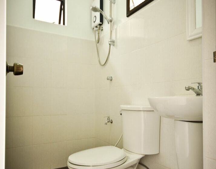 مبيت وإفطار Cleon Villas Pension