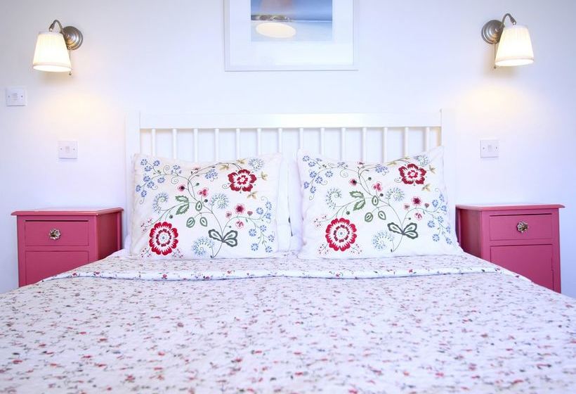 민박 Glencree House